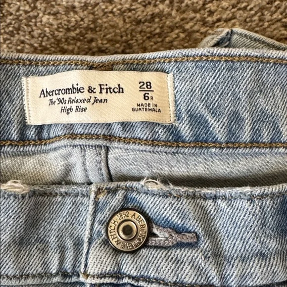 Abercrombie relaxed 90s high rise Jean - Picture 2 of 5